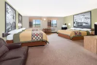 Super 8 by Wyndham Winner SD فنادق في Winner