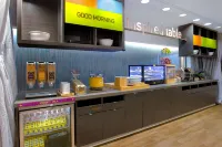 Home2 Suites by Hilton Omaha/West - breakfast