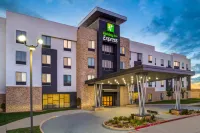 Holiday Inn Express & Suites Amarillo West Hotels in Amarillo
