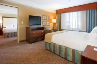 Holiday Inn Express & Suites Logan