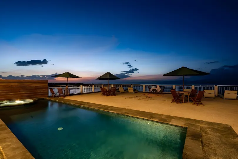 Samuh Sunset Nusa Penida by Pramana Villas