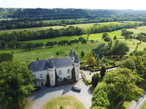 Château Haute Roche Hôtels à : Oudon