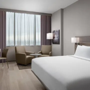 AC Hotel Orlando Downtown Отели рядом с достопримечательностью «Парк Лейк Эола»