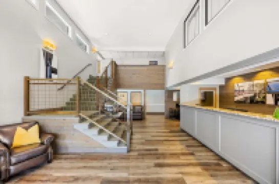 Best Western Inn at the Rogue