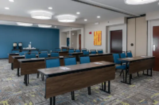 Hampton Inn & Suites by Hilton Alpharetta Roswell