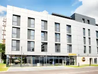 B&B Hotel Stuttgart-Neckarhafen -- B&B 호텔 슈투트가르트-네크카하펜  호텔