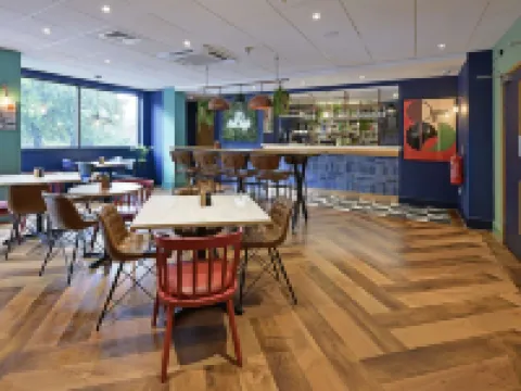 Travelodge Luton Hotels in Luton