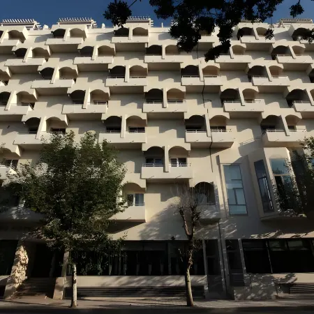 Ambassadeurs Hôtel