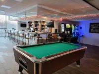 Travelodge by Wyndham Water’s Edge Hotel - Racine Hotels in Racine