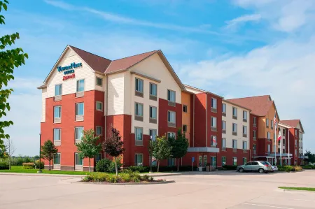 TownePlace Suites des Moines Urbandale Отели в г. Граймс