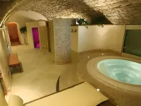 帕拉佐斯奎西亞酒店 - SPA