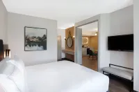 DoubleTree Suites by Hilton Raleigh - Durham Hotels near Durham Performing Arts Center