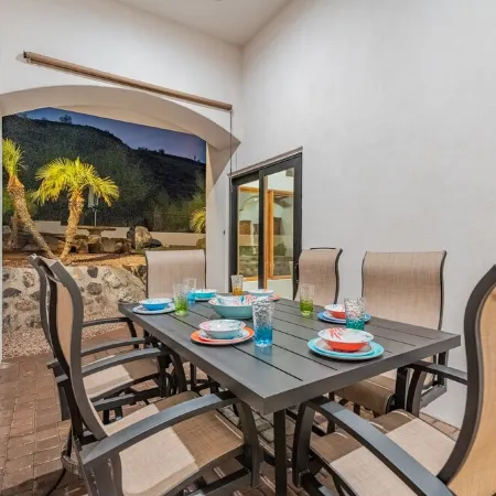 Private 5 Bedroom Resort with Pool Backing Mountain Preserve