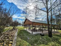Music Mountain Retreat Cabin A