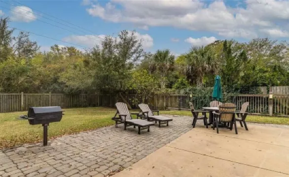 SANDY FEET RETREAT - Private Pool, Hot Tub