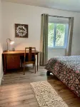 Capital House- Private Getaway with POOL!
