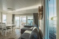 Hausboot Havelbiber Führerscheinfrei bis zu 6 Personen Hotels in Werder