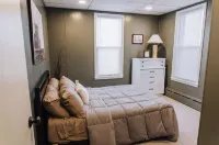 Restored Pottsville Townhome - Centrally Located! Hotels in Pottsville