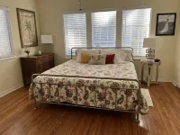 Large 1 Br Apt. - Just a 12-Minute Walk to Groceries, Downtown, Food & Shops!