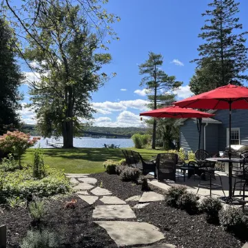Secluded Chautauqua Lake House, private dock & beach, short stroll to town!