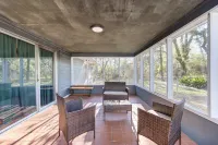 Workers Haven - Pet Friendly- Patio - Fiber Wi-Fi - King Bed Hotels in Beaumont