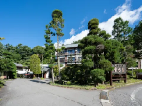 Hishino Onsen Tokiwakan Hotels in Komoro