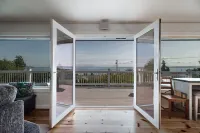 Sunrise Camano View Retreat: HotTub, Grill, Games, Pet & Family-Friendly!