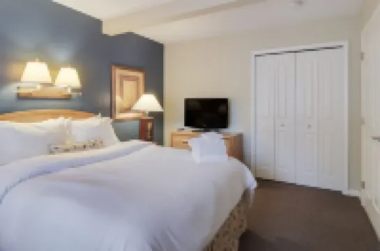 Spacious Crystal Mountain Retreat – Ski, Golf & More!