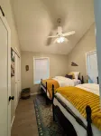 Year-Round Fun at our Like-New Lakeside Retreat!