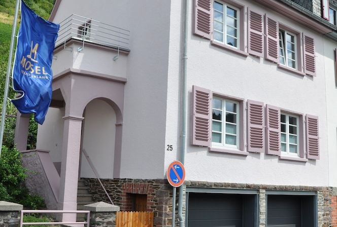 Vacation home for families or friends, dogs welcome