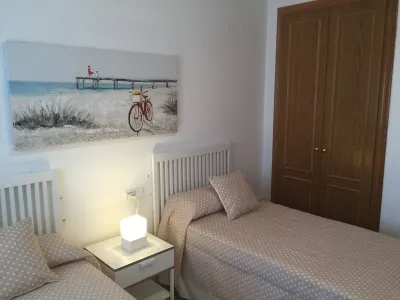 First sea line, apartment with capacity for six people Hotels near Club De Golf Gandía