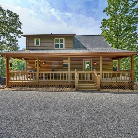 Amazing Appalachian Mountain Views from Every Room!