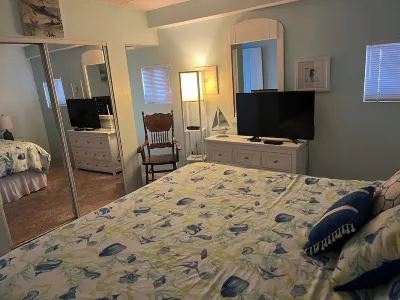 Oceanfront and Bay view at the Carousel with indoor pool Hotels in 
