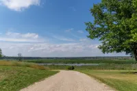 Private and Secluded Rental on the Kalamazoo River - Saugatuck-Douglas-Fennville - Wifi