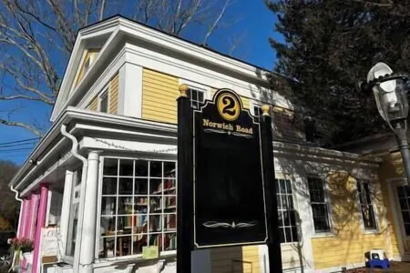 Walk To Goodspeed Opera House!