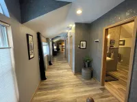 Lakefront Loft-Perfect Couples Getaway--Rent 3 Get 4th Free 10/1-12/20-Just Ask!