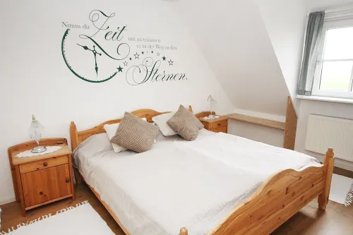 Komf. Apartment, 5 pers., 3 bedrooms, 2 bathrooms, near Sankt Peter-O. , right on the dike