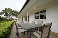 Gorgeous two bedroom home with lake views!