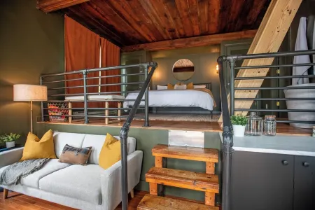 Redstone Cottage - Luxury Estate w/Stunning Views