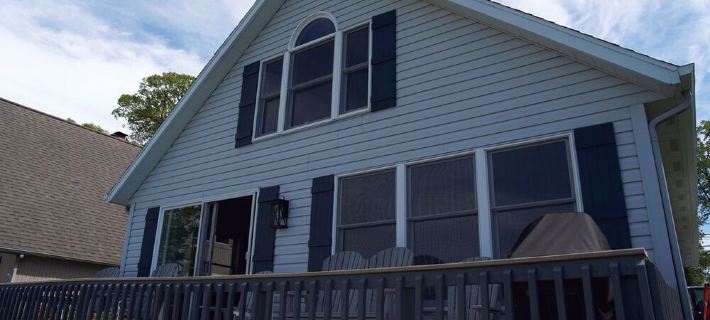 Southshore Lakehouse on Gun Lake -Like New Home on Goldcoast of Gun Lake Hotels in Barry County