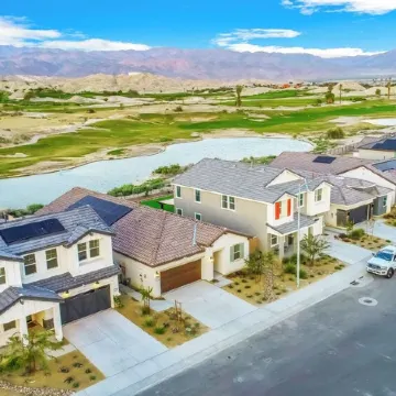 New Large Home-Views-Mountain, Lake & Golf