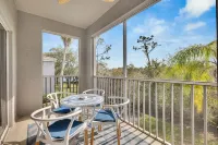 Lovely, Completely Renovated 5 Star Two Bedroom Condo Close to the Beach