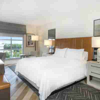 Embassy Suites by Hilton Raleigh Durham Airport Brier Creek Rooms