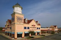 Lakeside Retreat Lake Lanier-Great Hiking, Wineries, and More!Book Now for Fall!