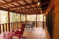 Dog-Friendly Cabin in Appalachian Mountains! -Near at, Firepit, with Hot Tub! - Feriehus
