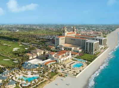 Luxury 2 bedroom condo on Palm Beach Island! Hotels near Via Flagler by The Breakers