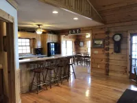 Life is Better at the Lake! Waterfront cabin on Lake Keowee