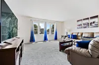 Fun, Spacious & Handicap Accessible – Ideal for Families & Crews
