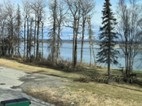 Eagles Perch!! Beautiful apt. In Kenai overlooking the mouth of the Kenai River Hoteles en Kenai