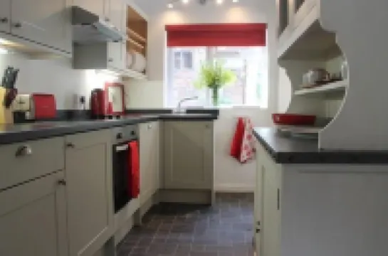 Cottage for Two in Cheadle close to Alton Towers & Stoke on Trent